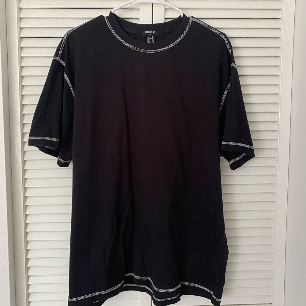 Black forever 21 t-shirt